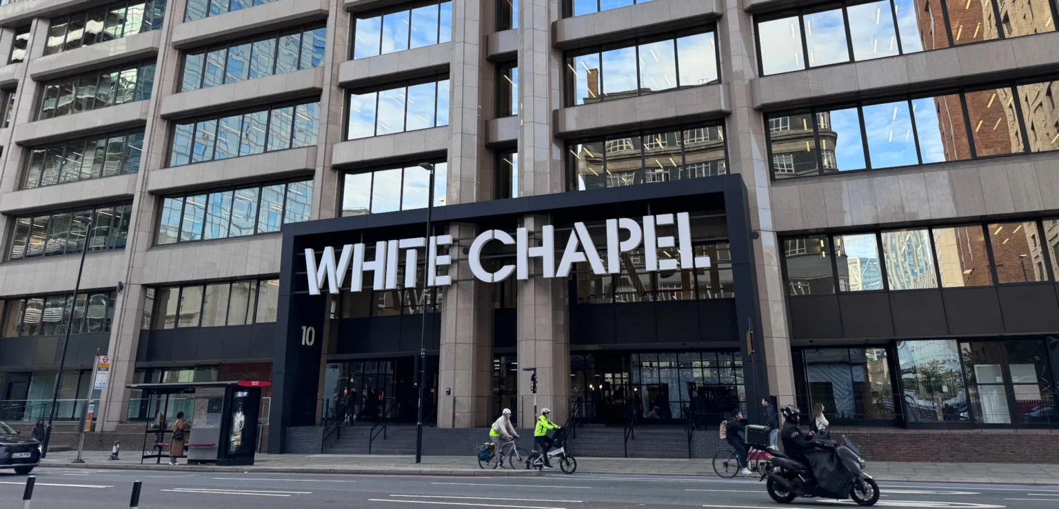 the white chapel building london