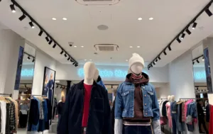 gap covent garden track spotlights